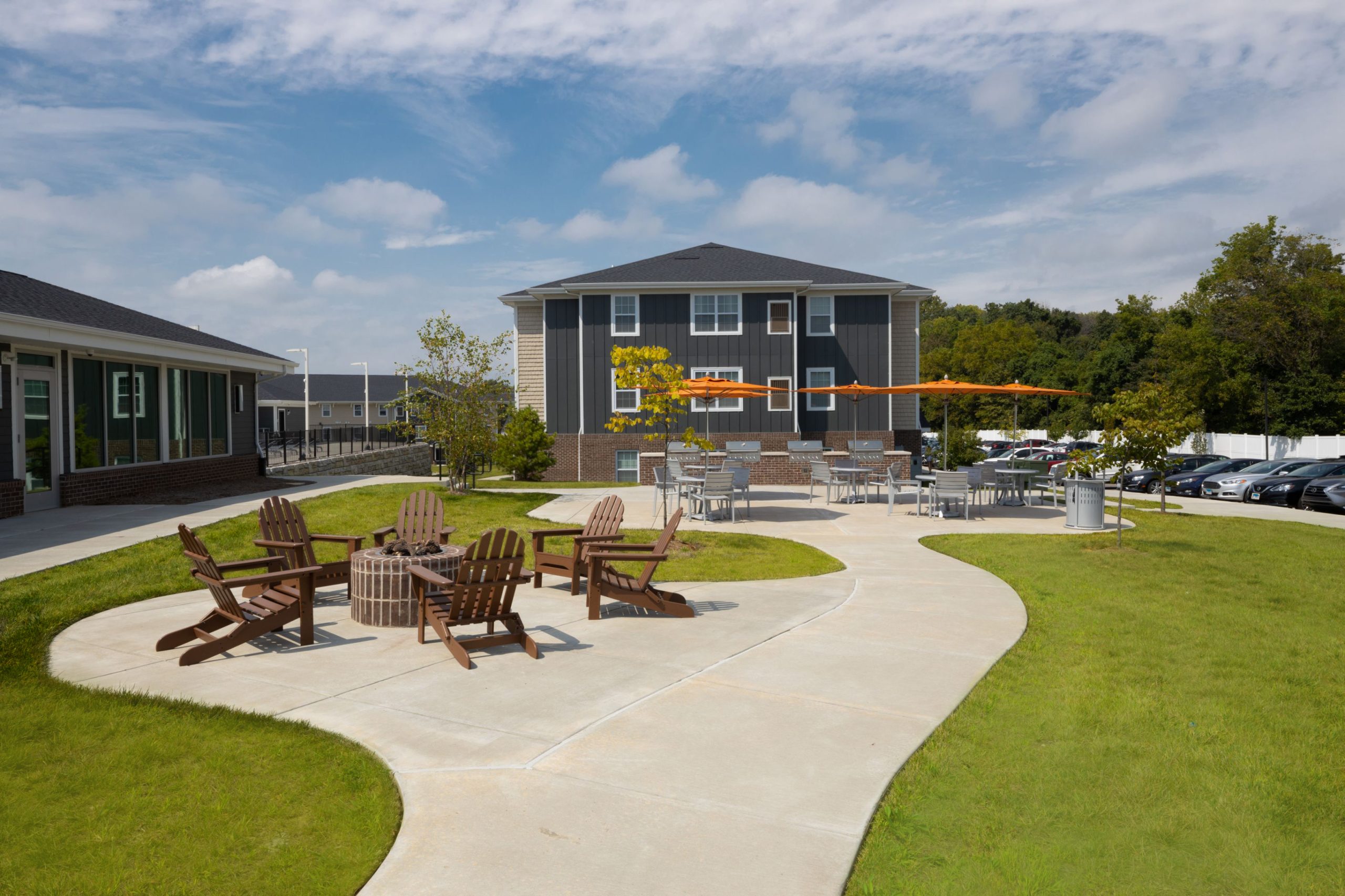 Student Apartments near Edwardsille, IL The Reserve